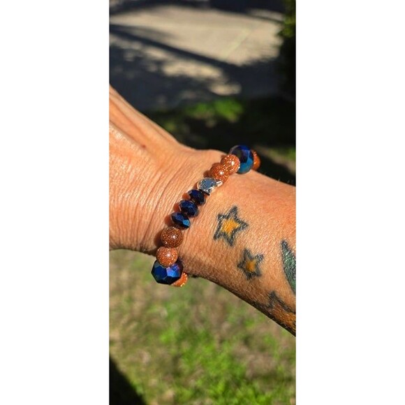 Goldstone Gemstone Beads with Midnight Blue Beads and Cat Charms Bracelet - Picture 4 of 5